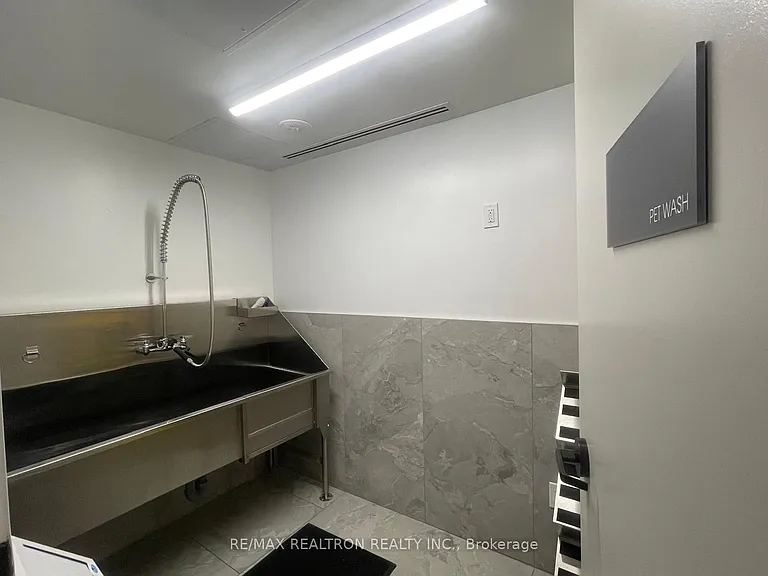 252 Church St #4109 — Photo 42
