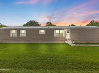 186 Chardonnay Dr, Opelousas, LA 70570