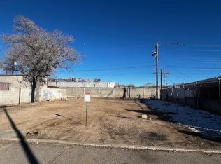 516 Kentucky St SE, Albuquerque, NM 87108