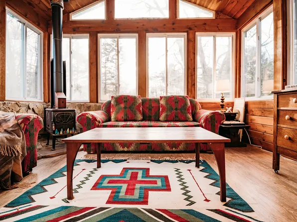 (undisclosed Address), Tobyhanna, PA 18466