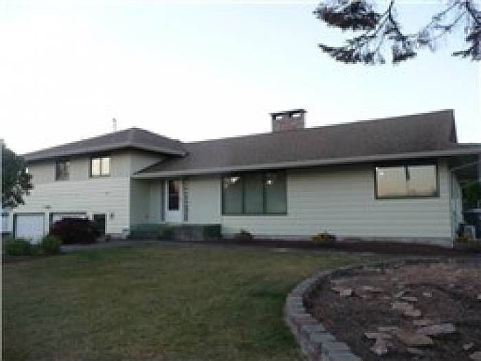 1200 Fairview Ln