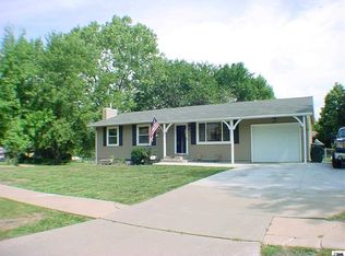 2200 SE 36th St, Topeka, KS 66605