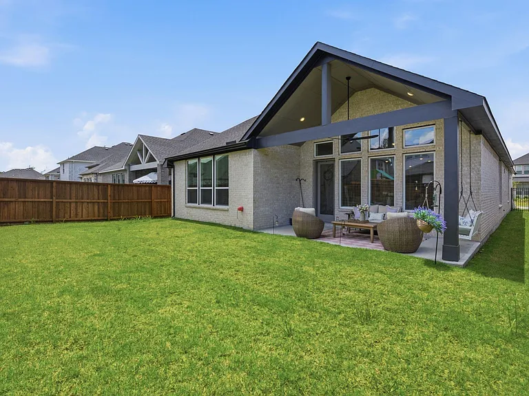 27927 Spring Falls Ct — Photo 41