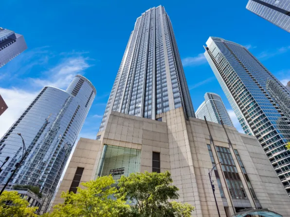512 N McClurg Ct APT 1108, Chicago, IL 60611