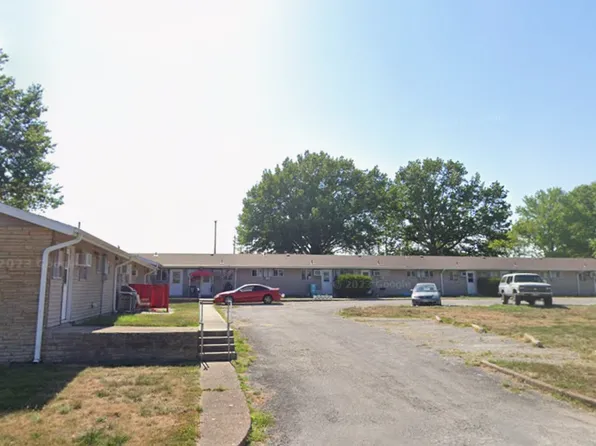 Updated 1BR | Water & Trash Included | Cats & Dogs Welcome | Flexible Lease | Stockton MO