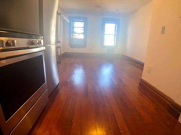 4th image of 510 E 5th St APT 5B