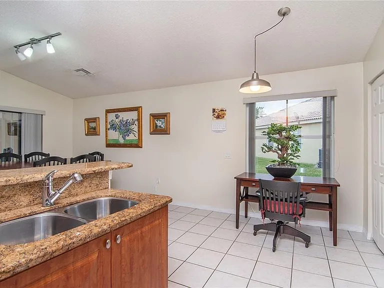 4297 Pine Ridge Ct — Photo 13