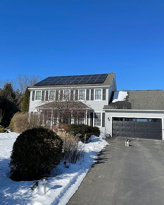 1st image of 128 Blossom Ln