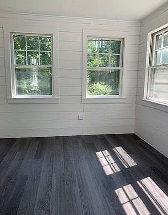 5th image of 1084 Whitman St #1084