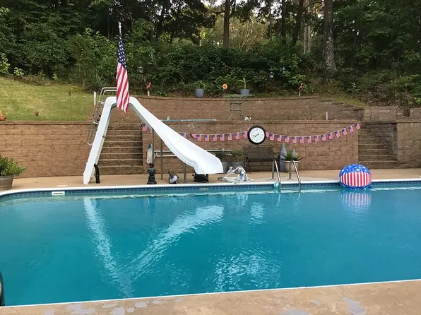 121 Deer Run S, Oxford, MS 38655