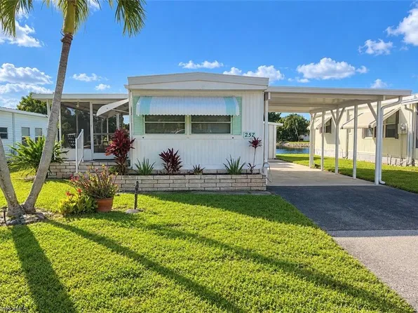 257 Cape Sable DR, NAPLES, FL 34104