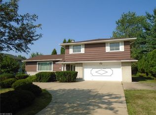 2772 Richmond Rd, Beachwood, OH