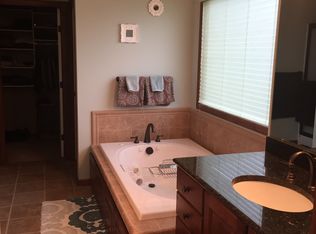 2125 Depot Cir, Newton, KS 67114
