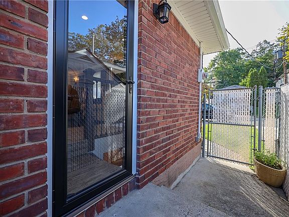 3rd image of 15 Wilson St