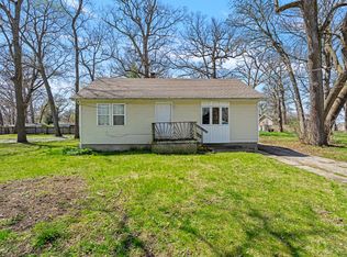 68 S Laurel Rd, Kankakee, IL 60901