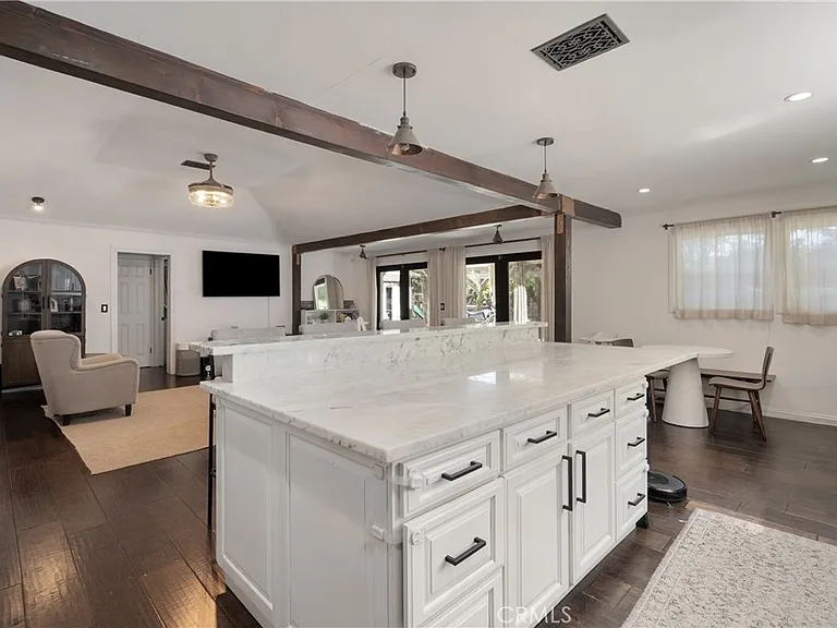 3791 Multiview Dr — Photo 15