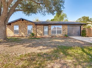 823 Ross Ln, Seagoville, TX 75159