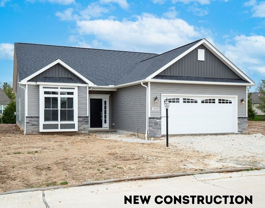 1st image of 14579 Baywood Ln