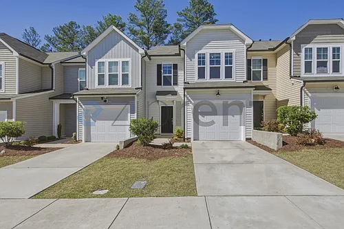 1015 Badlands St Photo 1