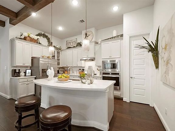 5th image of 311 Mallow Woods Pl