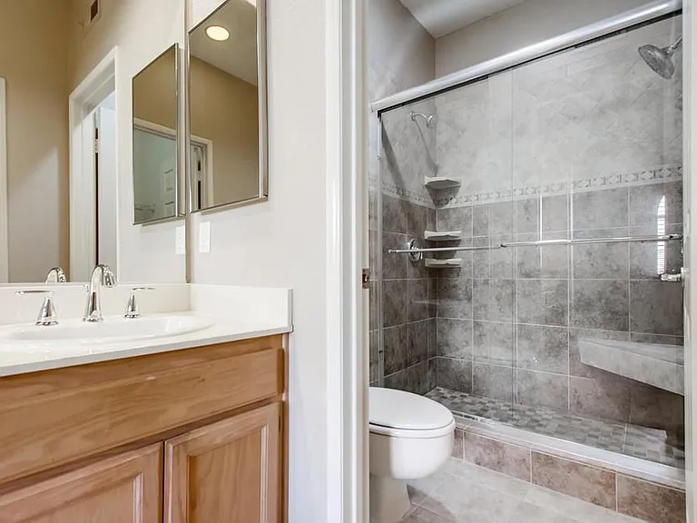 1879 Matin Cir #140 — Photo 50