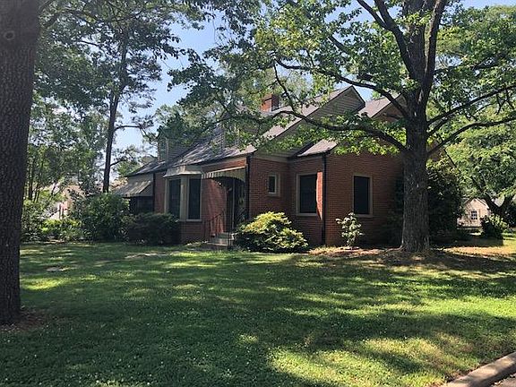 2nd image of 1500 W Lake Dr
