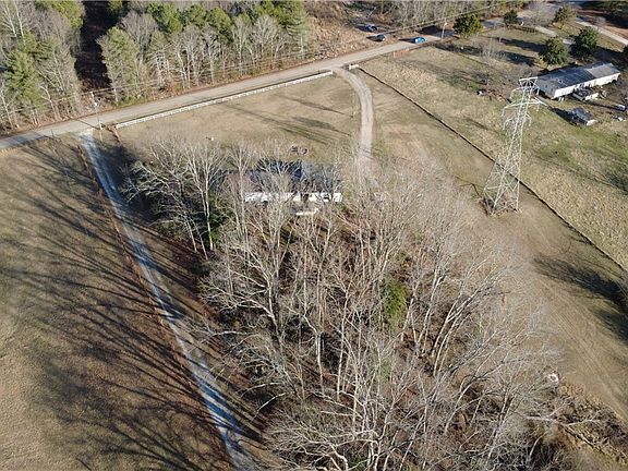 5th image of 145 Finley Rd