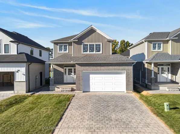 215 Greene St, South Huron, ON N0M 1S3