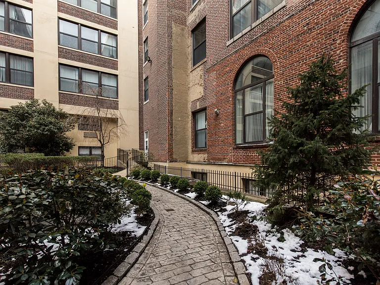 1100 S Broad St #717C — Photo 29