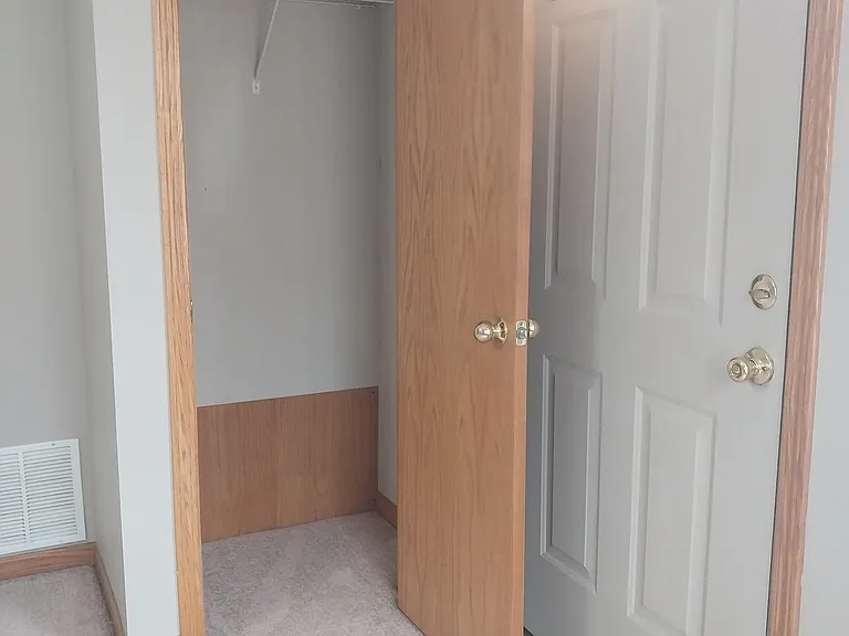 714 Willis Ave #B — Photo 18