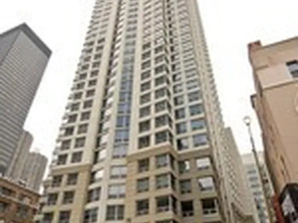 440 N Wabash Ave APT 1704, Chicago, IL 60611