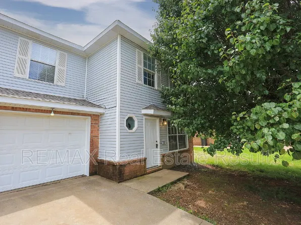 2407 SW 16th St, Rogers, AR 72758