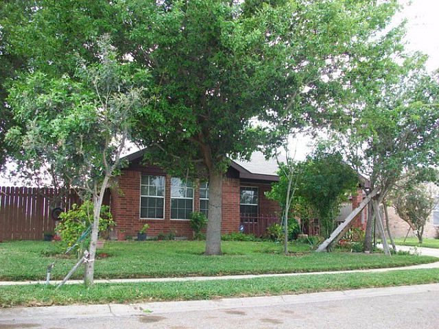1st image of 3618 E Andrew Ave