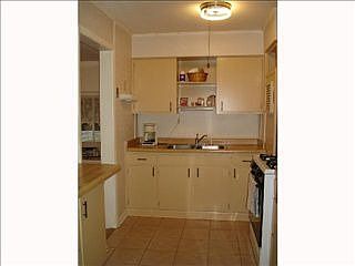 4th image of 1653 Sailors St