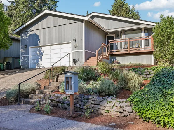 15125 SW Barcelona Way, Beaverton, OR 97007