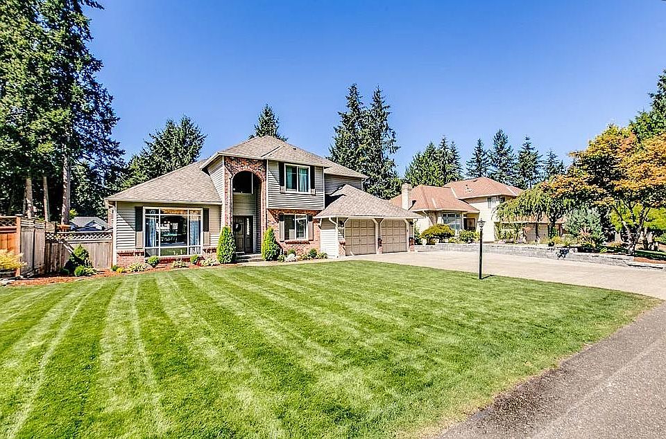 1st image of 16522 89th Ave E