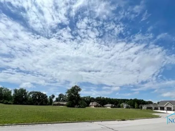 1872 Silver Stream Ct, Lima, OH 45805