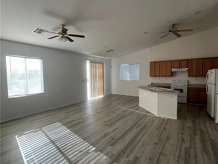 6472 Centennial Rd — Photo 31