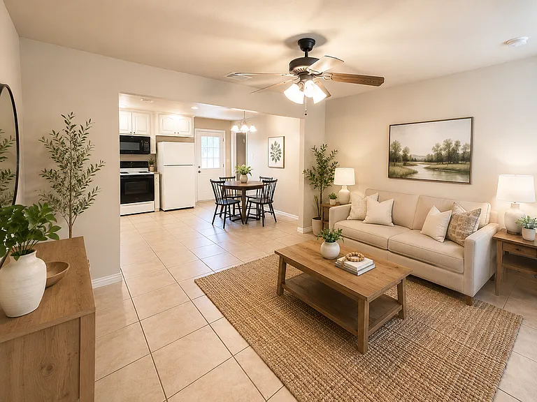 512 Himes Dr — Photo 2