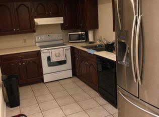 54 Holland St, Wernersville, PA
