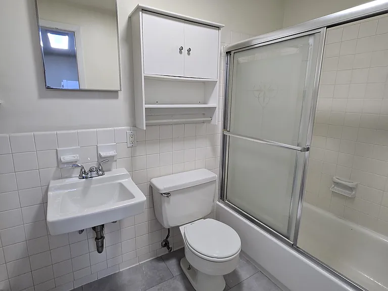 428 Elwood Ave #1N — Photo 6