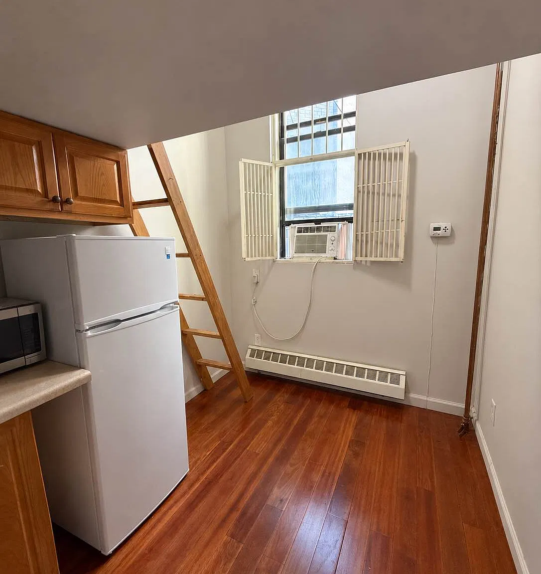 73 West 71st Street — Photo 2
