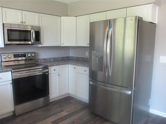 4th image of 1120 N Mount Zion Ct