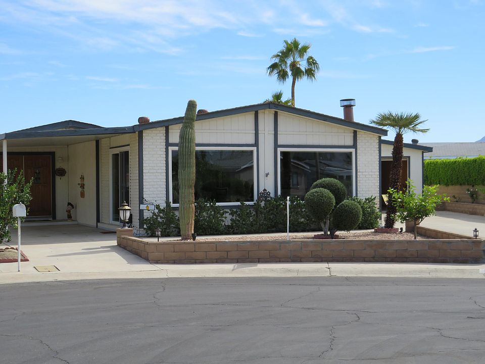 2nd image of 38060 Cabin Cir