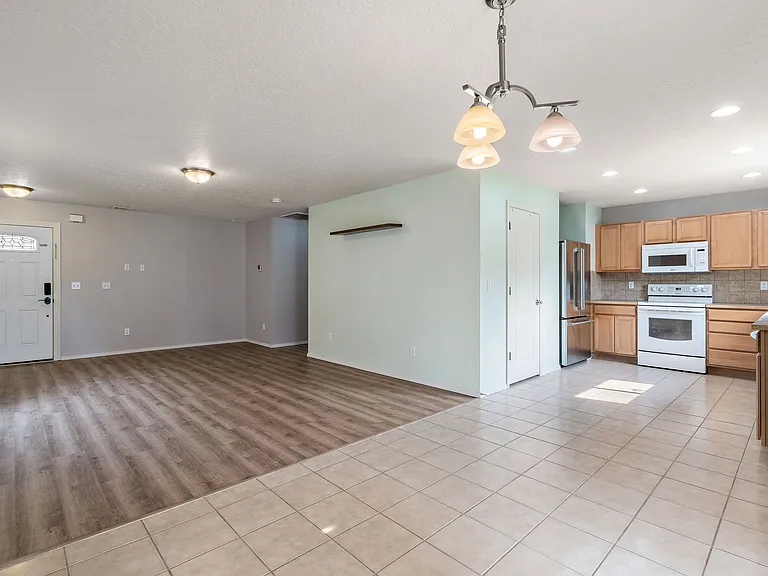 7367 S Headsail Ave — Photo 5