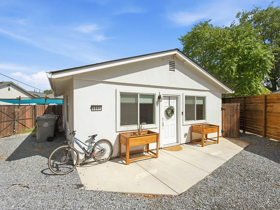 5081 12th Ave
