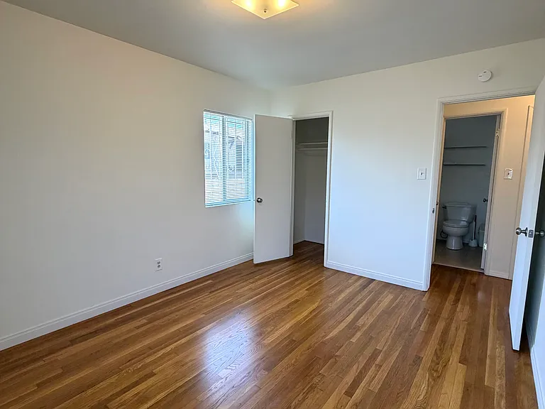 Bedroom 2
(Recamara 2)
