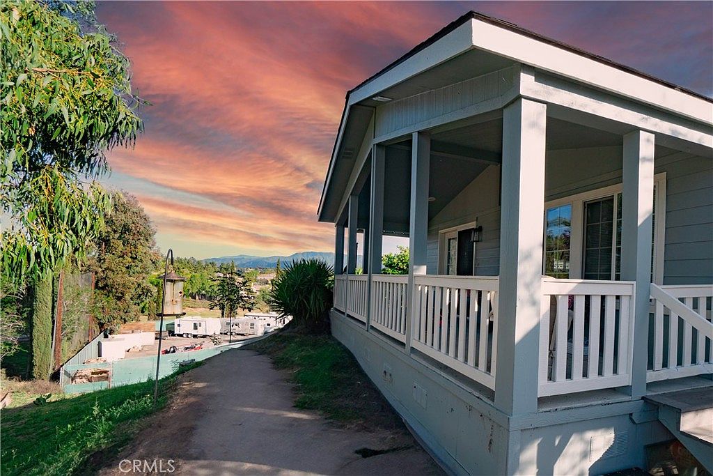 31130 S General Kearny Rd #70