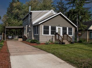 527 6th St N, Hudson, WI 54016