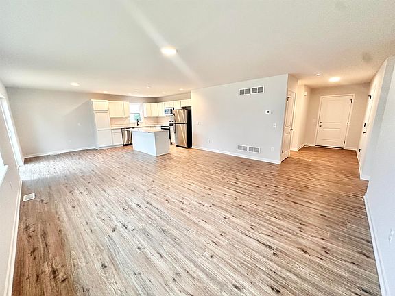4th image of 1401 Nordland Dr